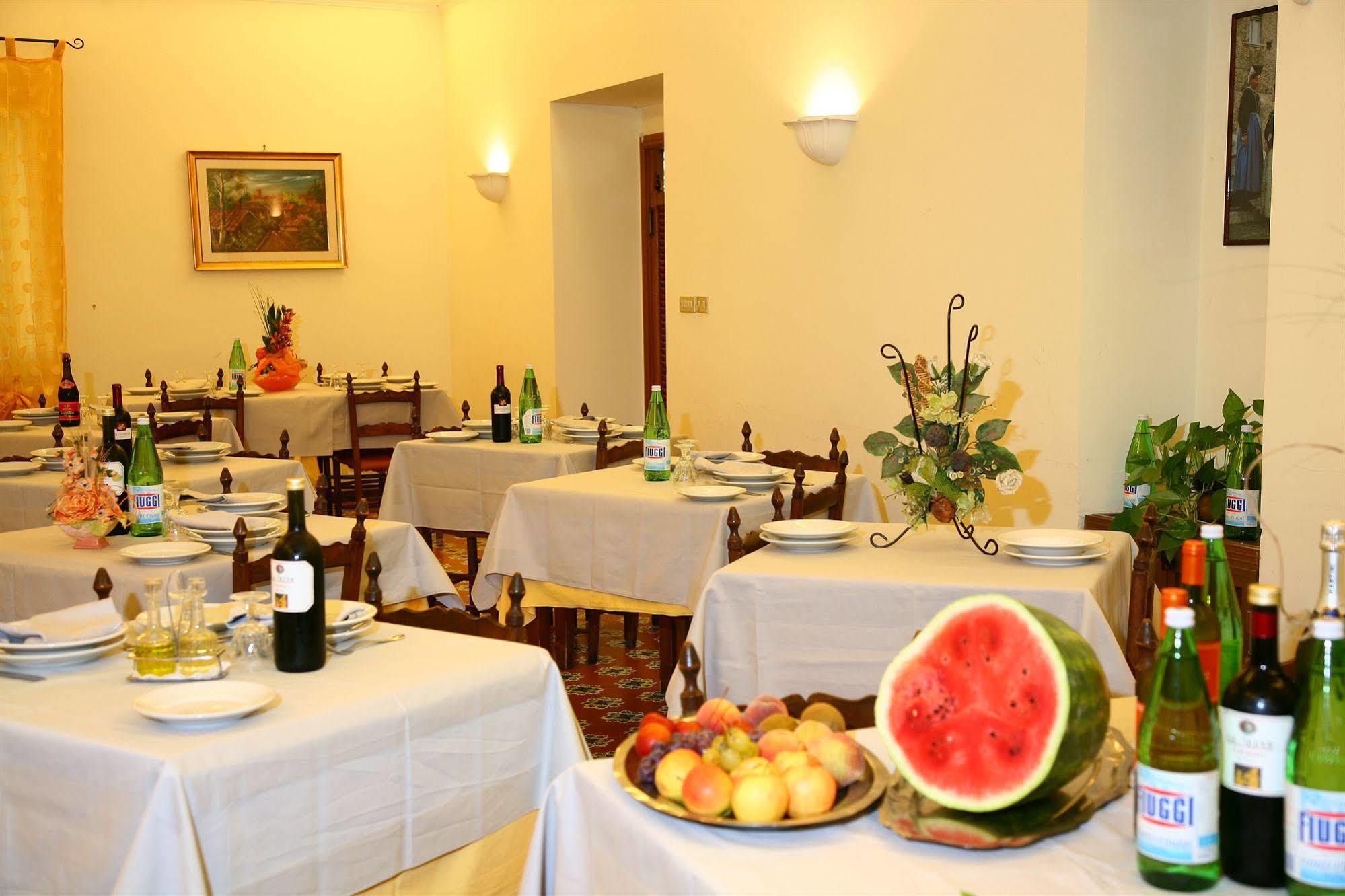 Hotel Eliseo Fiuggi Bagian luar foto