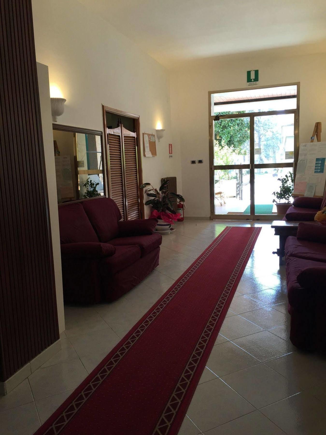 Hotel Eliseo Fiuggi Bagian luar foto