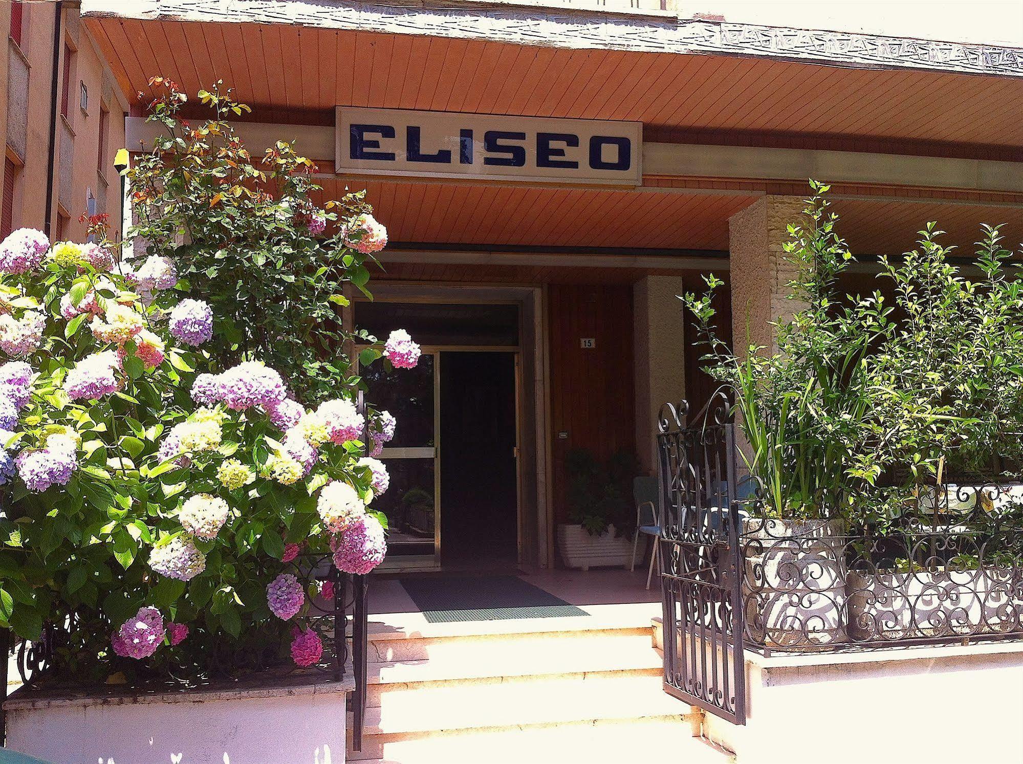 Hotel Eliseo Fiuggi Bagian luar foto