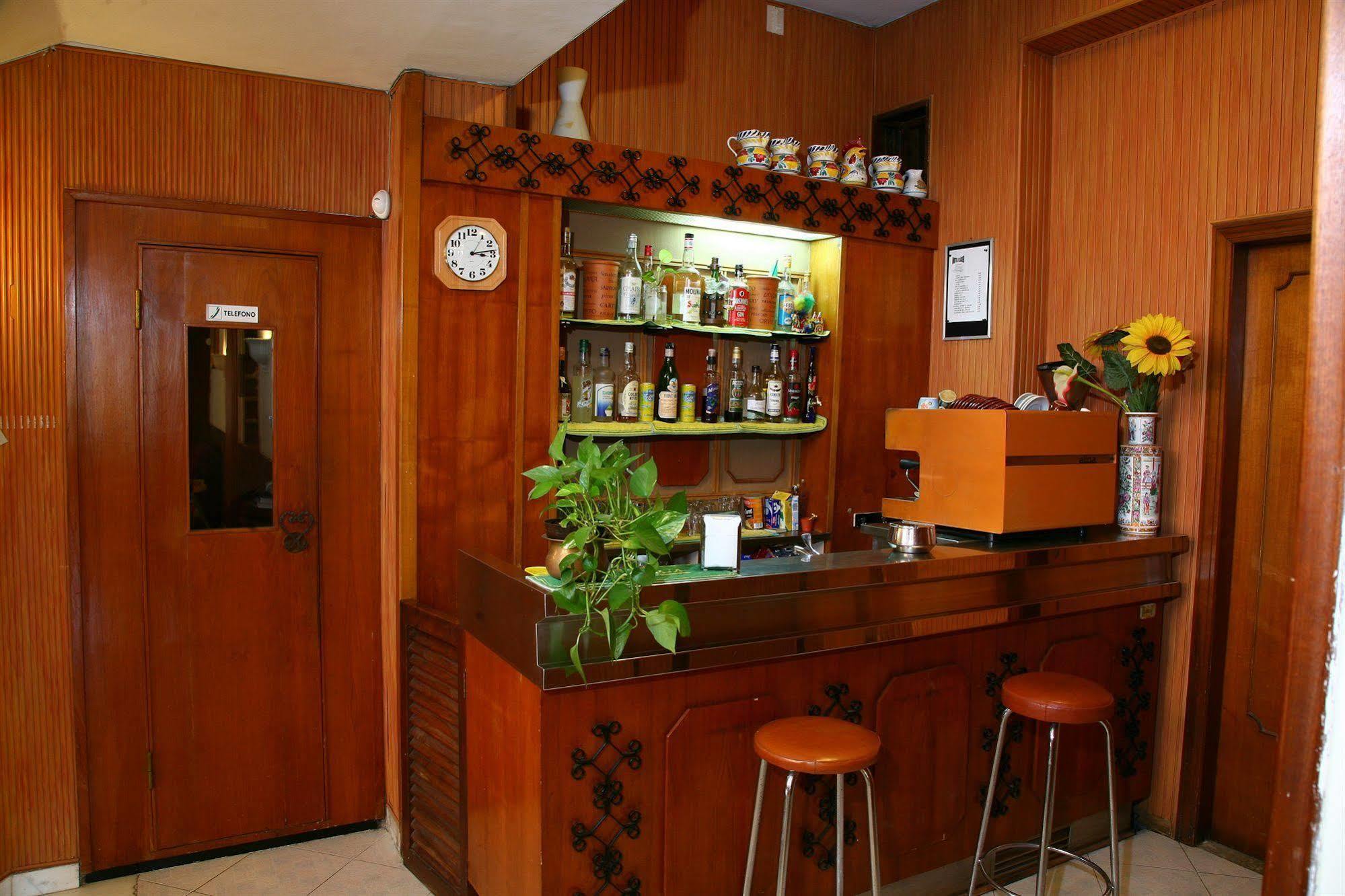 Hotel Eliseo Fiuggi Bagian luar foto