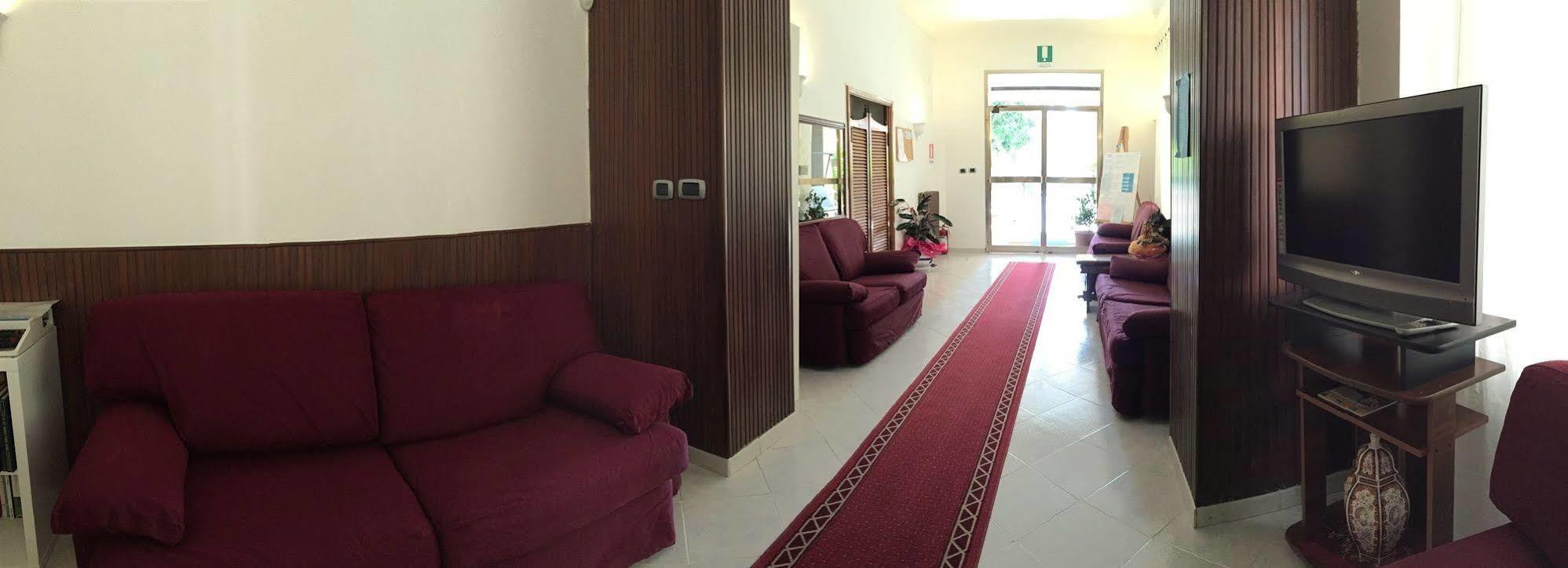 Hotel Eliseo Fiuggi Bagian luar foto